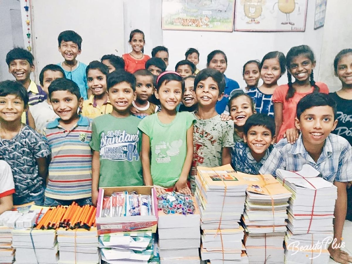 Children receiving books